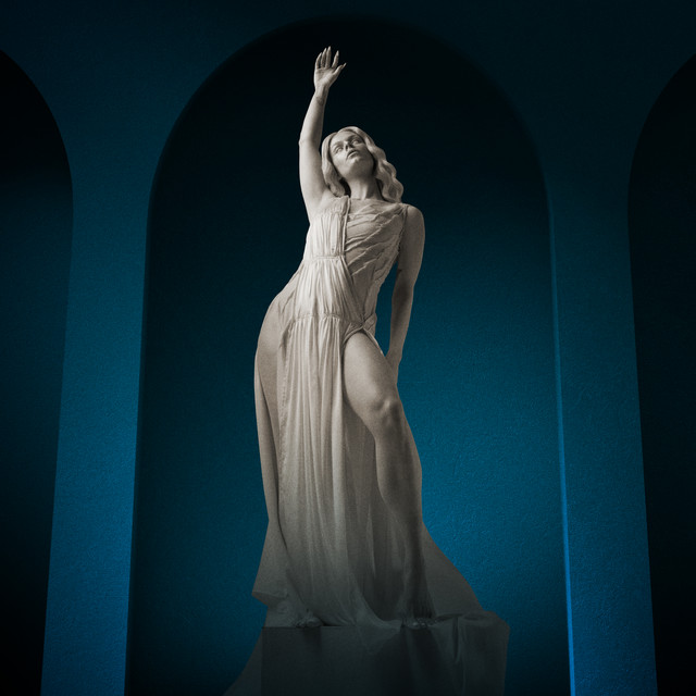 Davina Michelle - Higher Album Cover [Metaalprint]